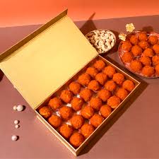Luxury 1kg Gold Foil Mithai Box thumbnail 2