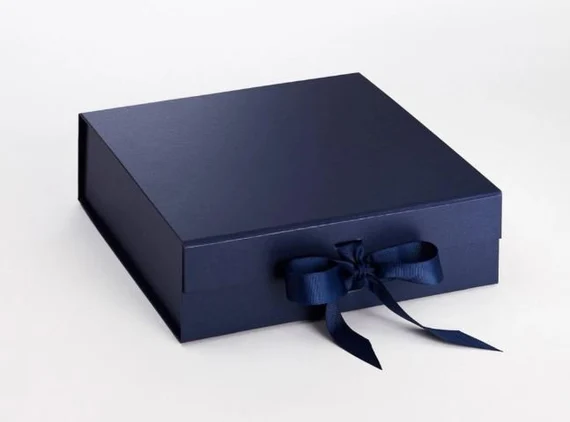 Large Magnetic Wedding Hamper Box thumbnail 1